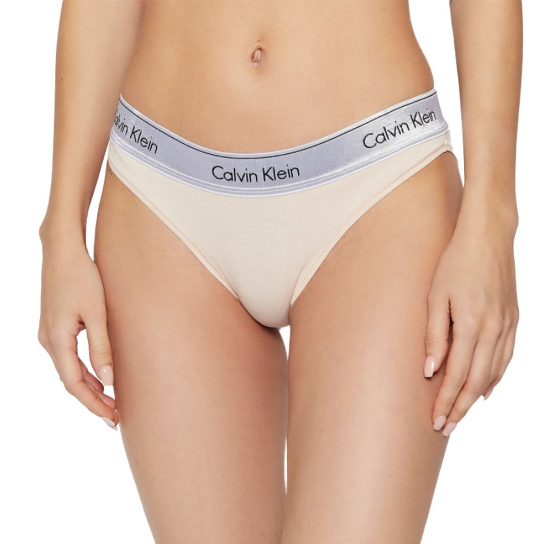 Calvin Klein Testszínű Bugyi Alsó
