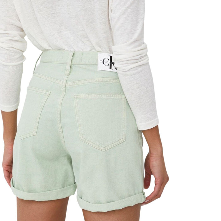 Calvin Klein Mom Jean Rövidnadrág | Mentazöld