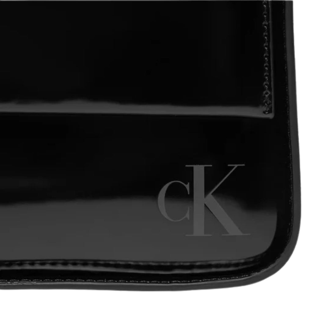 Calvin Klein  Női Kisméretű Válltáska | Fekete