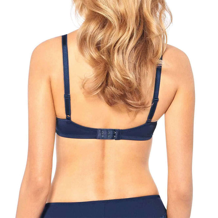 Triumph Amourette Charm W | Melltartó