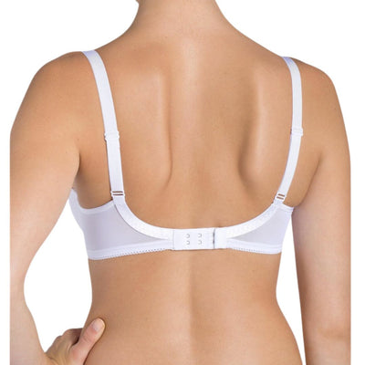 Triumph Beauty-Full Darling WP Melltartó I Fehér