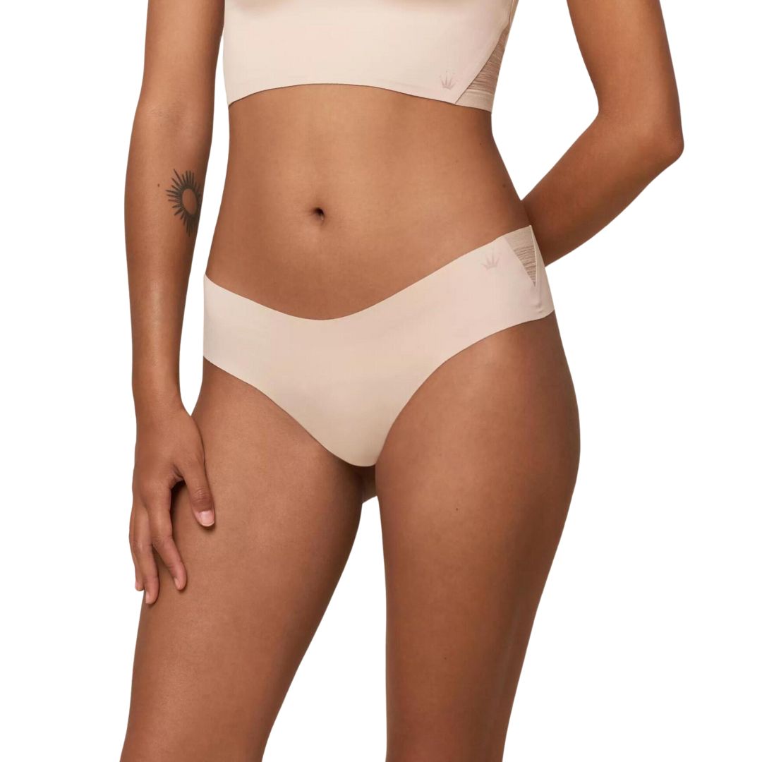 Triumph Flex Smart Highleg Brazilian Női Alsó | Bézs