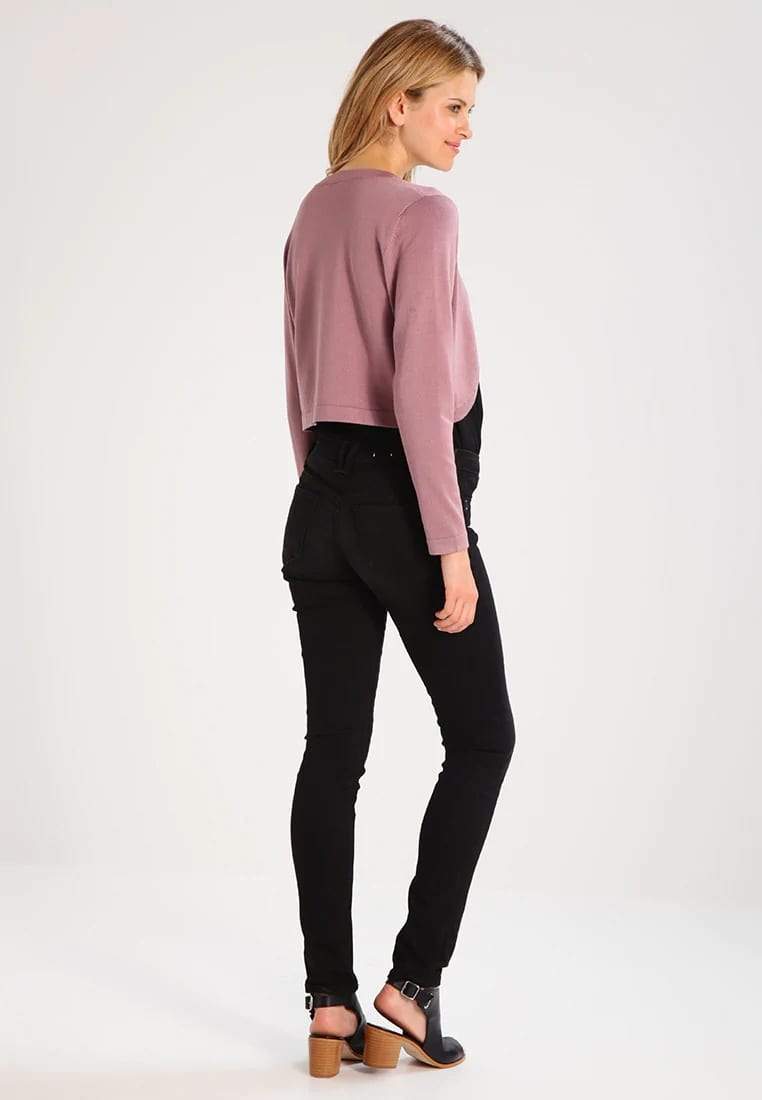 Kaffe Hosszú Ujjú Boleró