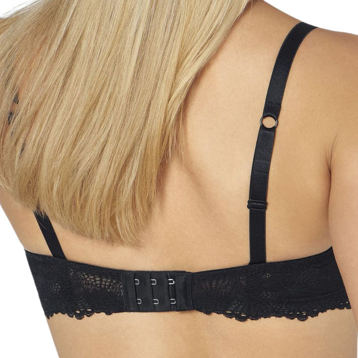 Triumph Lace Spotlight WHP 01 | Melltartó